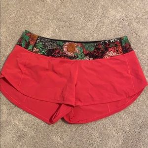 Lululemon speed up shorts 2.5”